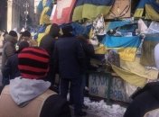 Милиция проверяет информацию о том, что на Майдане повесился человек