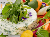 Смачна намазка з кисломолочного сиру