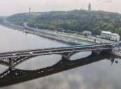 В Киеве сегодня частично ограничат движение по мосту Метро