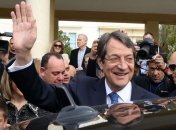 Действующий президент Кипра победил во втором туре выборов