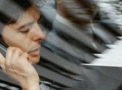 Постоянные разговоры по телефону вызвали у британца опухоль мозга