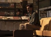 Netflix показал первые кадры нового сериала с Сашей Бароном Коэном