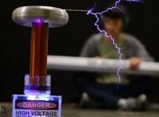 Музыкальный прототип резонансного трансформатора Тесла (Фото, Видео)