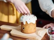 10 хвилин і готово: рецепт повітряної, схожої на зефір, глазурі для пасок