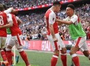 81-летняя бабушка набила тату с эмблемой "Арсенала"