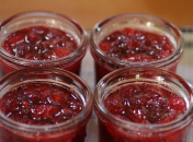 Що робити, якщо на варенні пліснява