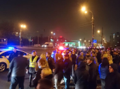 В Киеве жители "домов Войцеховского" перекрыли дорогу