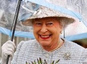 СМИ: Елизавета II контролирует все, что происходит в жизни герцогов Сассекских