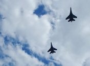 Украина провела учения авиации: зрелищные фото