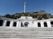 В Испании разрешили эксгумацию Франко вопреки протестам родственников