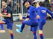 Барселона хочет купить двух полузащитников в январе