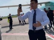 Тищенко опублікував відео, через яке сталася затримка літака