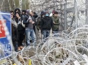 Более 13 тысяч мигрантов собрались на границе Турции с ЕС