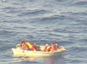 Четыре дня без воды: в Тихом океане спасли семерых выживших в кораблекрушении 