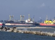 Украинские порты уменьшили перевалку экспортных грузов