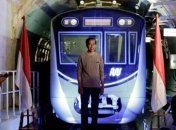 В Индонезии построили первый в стране метрополитен