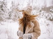 Чтобы не повредит волосы - за ними нужно правильно ухаживать в холода