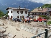 Оползень в Италии: вертолетами эвакуировали 200 туристов 