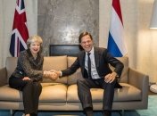 Мэй и Рютте обсудили выход Британии из ЕС