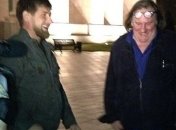Депардье прилетел в Чечню в полицейской шапке-ушанке (Дополнено)
