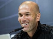 Зидан продлил свой контракт с "Реалом"