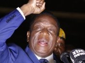 Новый президент Зимбабве принял присягу