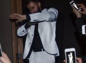 Концепт одежды с защитой от папарацци