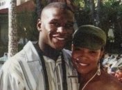 Мать троих детей Мейвезера найдена мертвой в своей машине