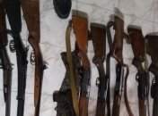 Правоохранители провели обыски у соратников Януковича и Клюева