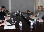 Денисова обсудила с координатором ОБСЕ обмен заложниками в Минском формате