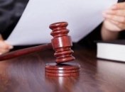 Шлет голые фото и просит деньги на содержание: разведенная женщина терроризирует судью из Одессы