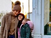 Всегда с мамой: Дженнифер Лопес демонстрирует поддержку дочери на изнурительных репетициях (Фото)