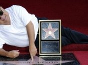 Дэнни де Вито снимет комедию о медовом месяце с отцом