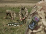 ЗСУ та англійські солдати проходять спільні тренування