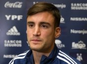 Защитник Аякса забил забавный автогол (Видео)