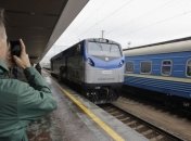 "Укрзализныця" запускает мобильную версию сайта по продаже ж/д билетов