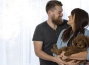 Пара устроила фотосессию со своей собакой в качестве ребенка (Фото) 