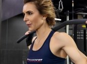 Как сделать красивые руки: тренер "Зважених і щасливих" поделилась комплексом упражнений