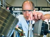 Ученые нашли новую элементарную частицу 