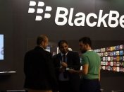 Research In Motion представила смартфон BlackBerry Passport