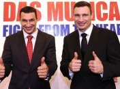 Организация братьями Кличко боя с Хуком