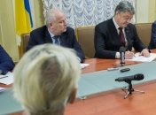 Порошенко встретился с вкладчиками Михайловского