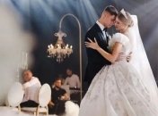 Защитник "Шахтера" женился на известной модели: фото и видео со свадьбы