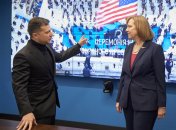 Сеть озадачил новый кабинет Зеленского (фото)