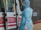 Какие медики будут получать доплаты в размере трех окладов  