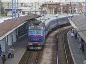 На Кировоградщине поезд врезался в машину