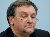 Гарань: Президент Украины сунул голову в петлю Кремля 