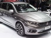 Fiat на автосалоне в Женеве представил универсал и хэтчбек Tipo