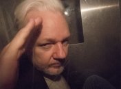 Ассанжа перевели в тюремную больницу из-за проблем со здоровьем