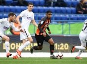 Шахтер разгромил Зарю